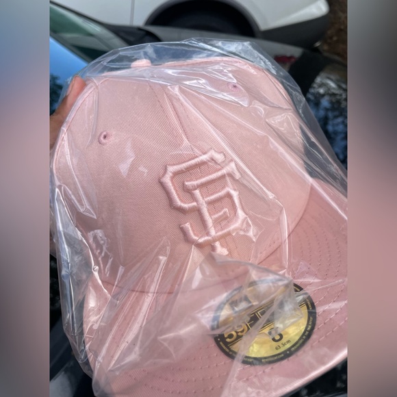 Fitted Cap - Picture 2 of 3